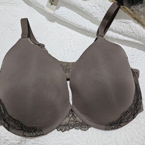 Soma Memorable Lace Trimmed Bra in Taupe With Black Lace